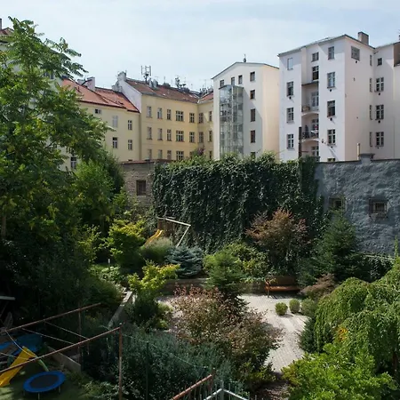 Kent Ridge Loft Apartment Prague Exterior photo