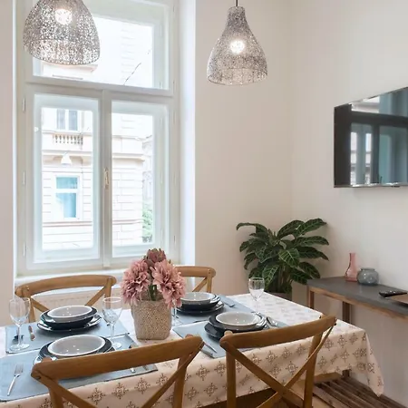 Kent Ridge Loft Apartment Prague Exterior photo