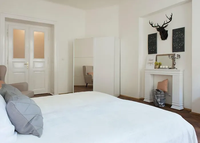 Kent Ridge Loft