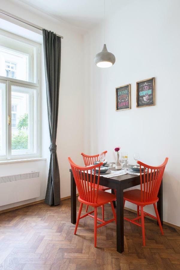 Kent Ridge Loft * Prague